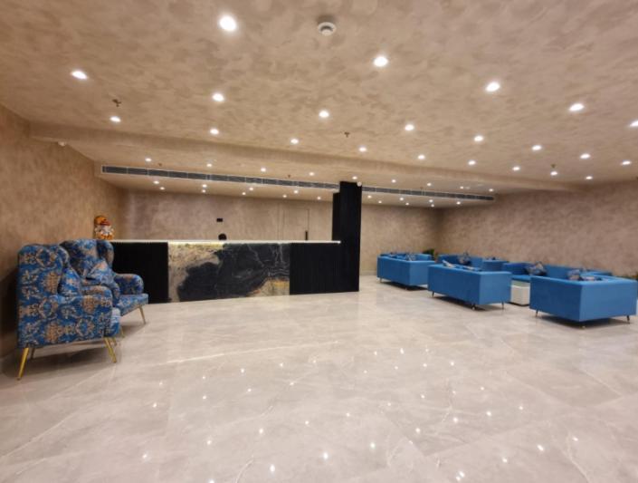 Dolphin Club Otel Chinhat Dış mekan fotoğraf